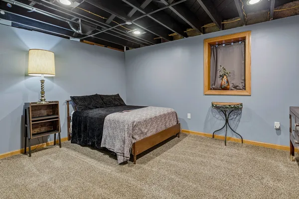 $193,700 | 1734 North Howell Street, Davenport, IA 52804