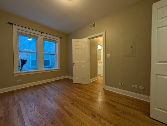 $1,700 | 6812 North Wayne Avenue, Unit 3C, Chicago, IL 60626