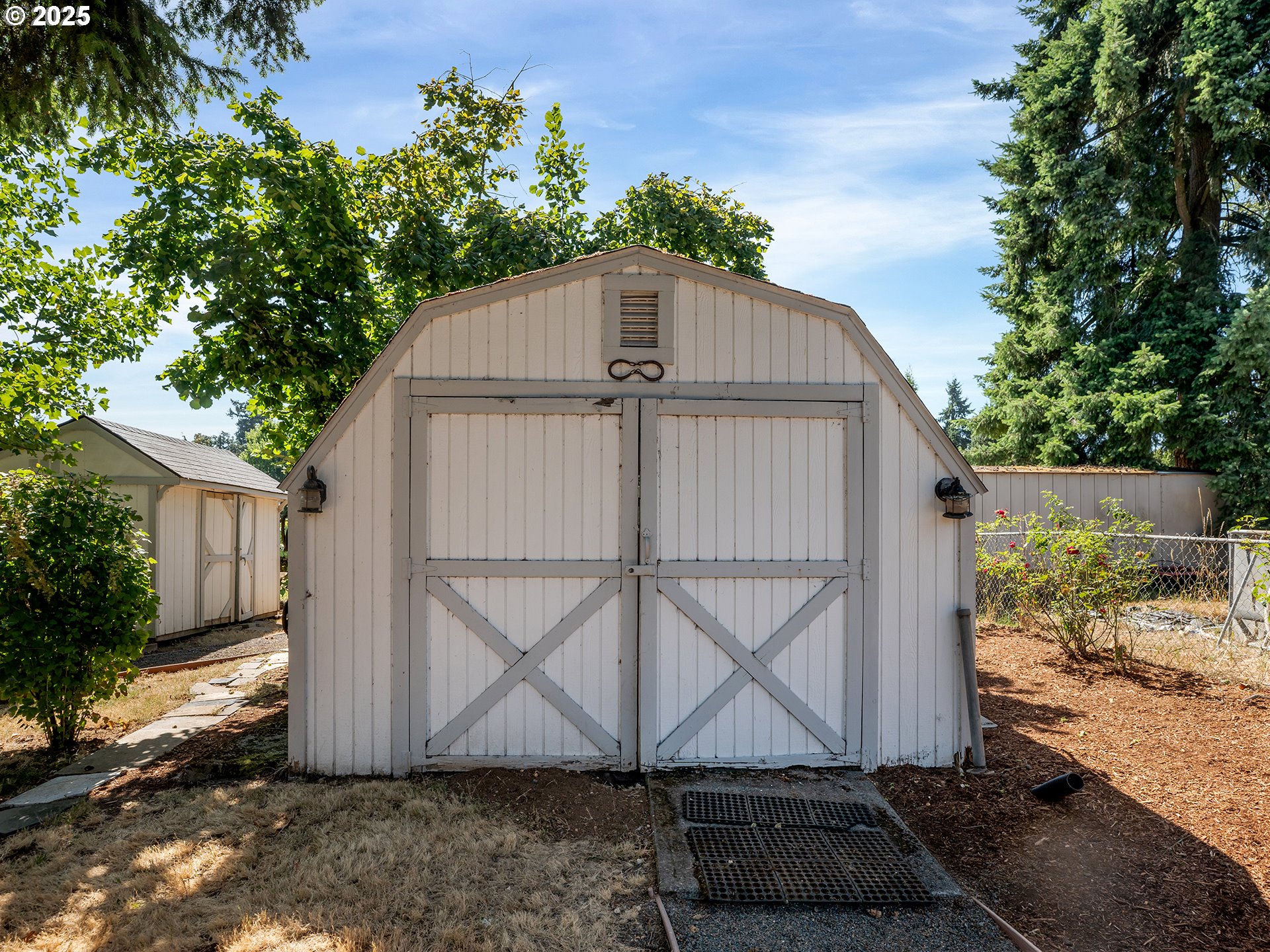 19600 South South End Road Oregon City, OR 97045 - Photo 35 of 42 Shed