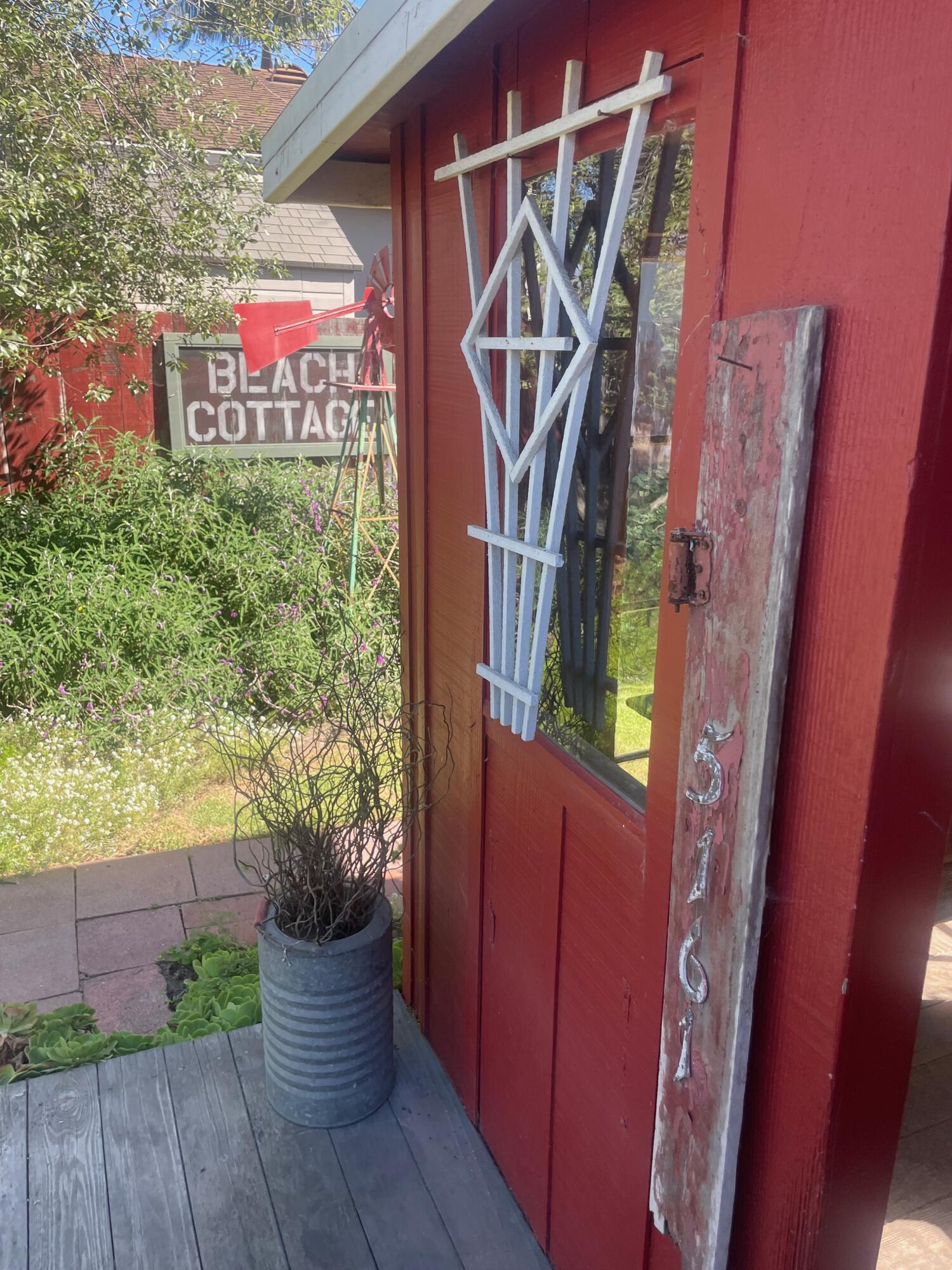 5161 6th Street Carpinteria, CA 93013 - Photo 19 of 27 a view of entryway