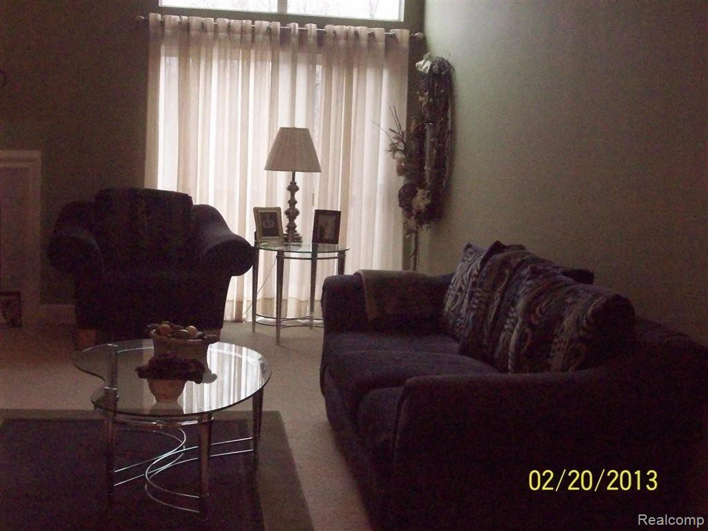 1044 Spirea, Unit 57 Howell, MI 48843 - Photo 2 of 23 Living Room