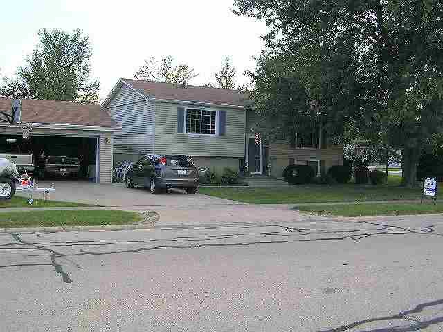 1500 Lincoln Road Marquette Heights, IL 61554 - Photo 3 of 9 Gallery Image 3