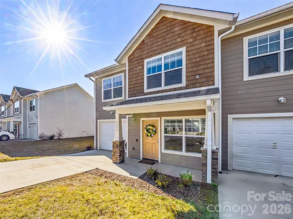 $325,000 | 1214 Pauline Trail Drive, Arden, NC 28704