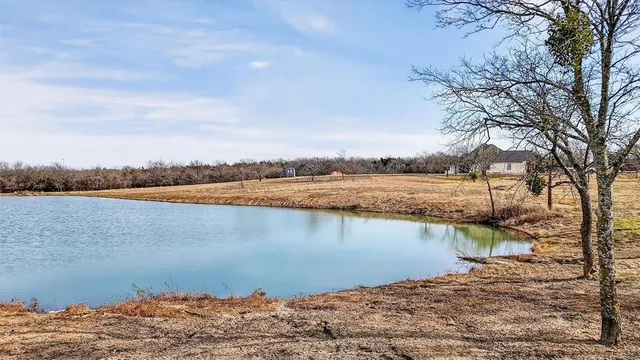 $135,000 | 65 Red Bird Lane, Bells, TX 75414