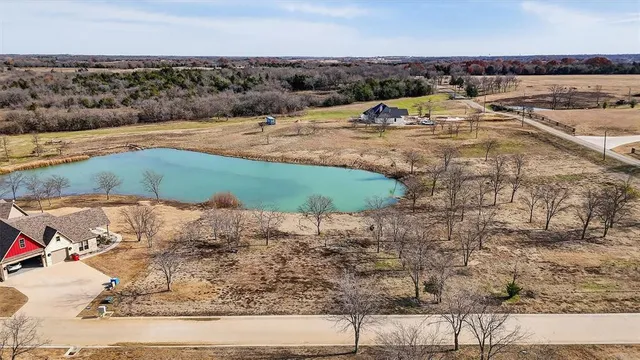 $135,000 | 65 Red Bird Lane, Bells, TX 75414