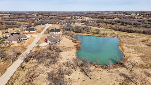 $135,000 | 65 Red Bird Lane, Bells, TX 75414