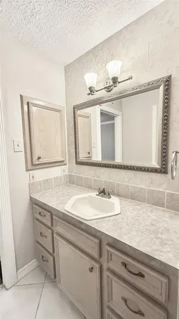 $149,950 | 2016 Main Street, Unit 1113, Houston, TX 77002