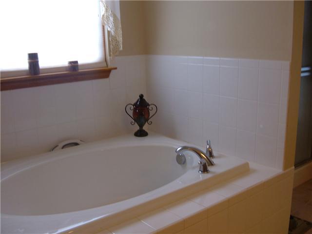 5013 Watkins Road Southwest Pataskala, OH 43062 - Photo 8 of 24