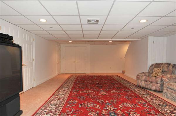 27 Sandstone Road, Unit 27 Westford, MA 01886 - Photo 18 of 26 Gallery Image 18