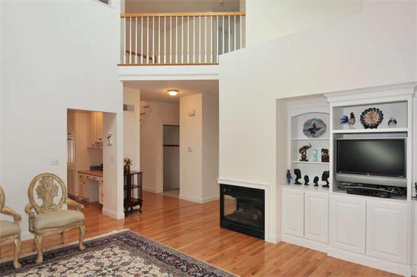 27 Sandstone Road, Unit 27 Westford, MA 01886 - Photo 9 of 26 Gallery Image 9