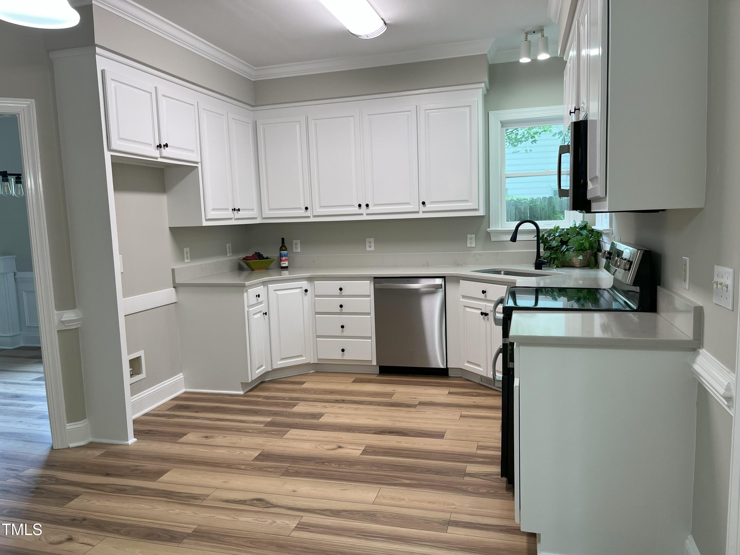 8100 Laurel Mountain Road Raleigh, NC 27613 - Photo 13 of 48 kitchen 2x