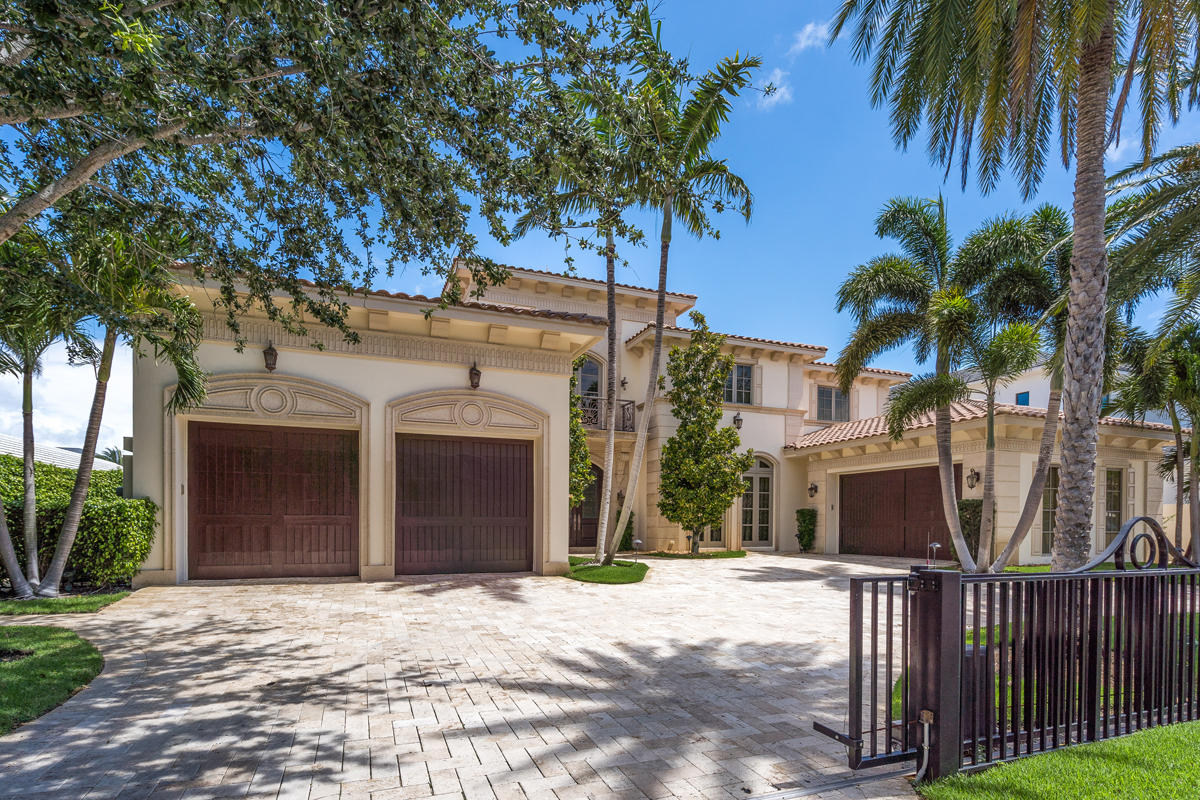 237_Alexander_Palm_Road_02