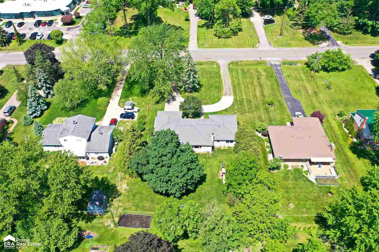 4176 McCandlish Road Grand Blanc, MI 48439 - Photo 69 of 86 50043885-70.JPG
