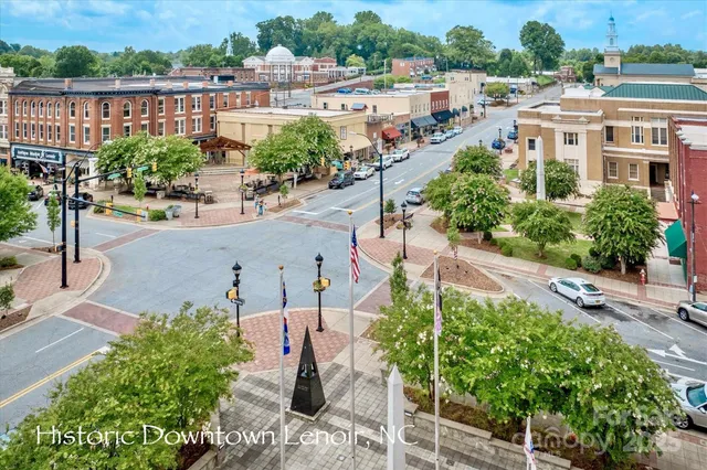 $449,900 | 309 Sassafras Court, Lenoir, NC 28645