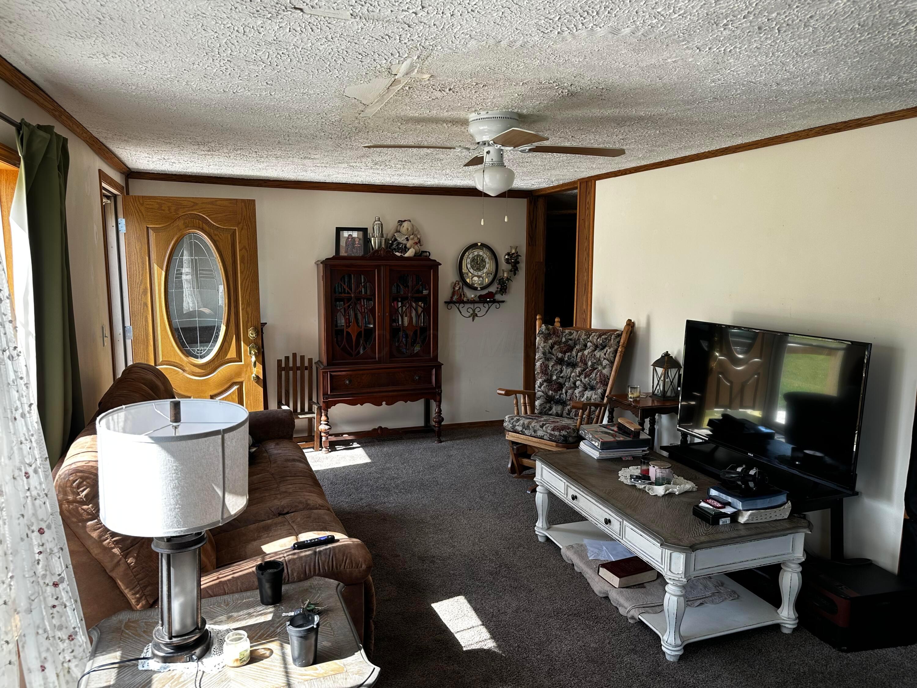 7035 Green Road Hillsboro, OH 45133 - Photo 17 of 23 IMG_2311