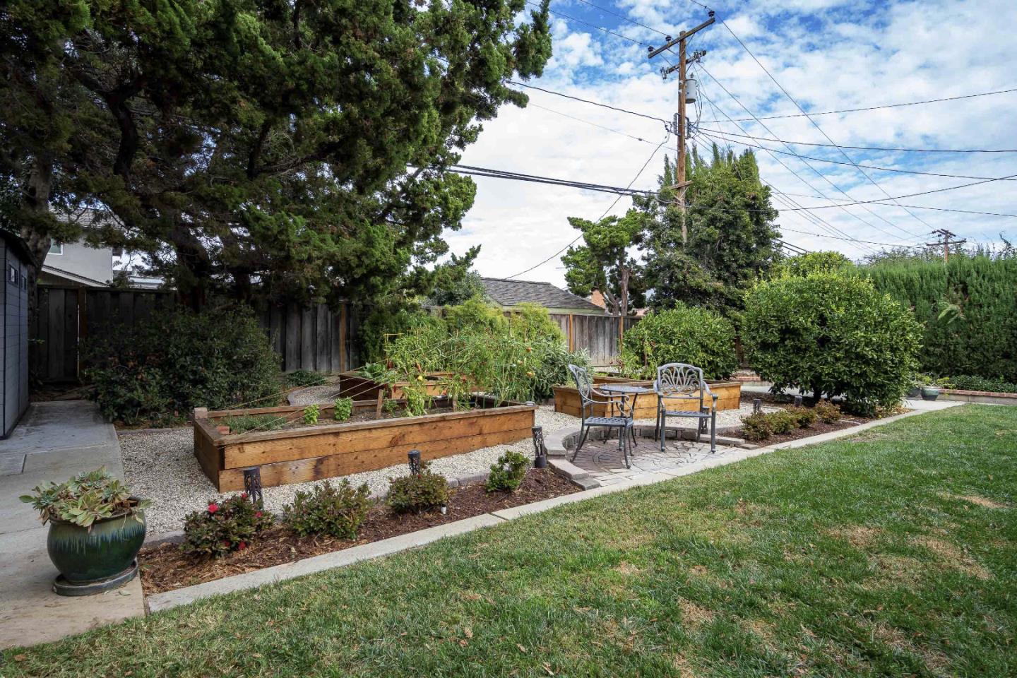 2841 Pruneridge Avenue Santa Clara, CA 95051 - Photo 46 of 53 a view of a backyard with sitting area