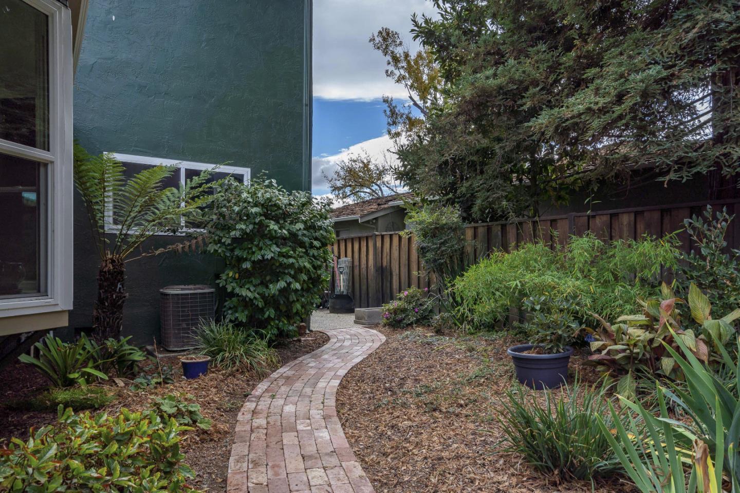 2841 Pruneridge Avenue Santa Clara, CA 95051 - Photo 50 of 53 a backyard of a house with lots of green space
