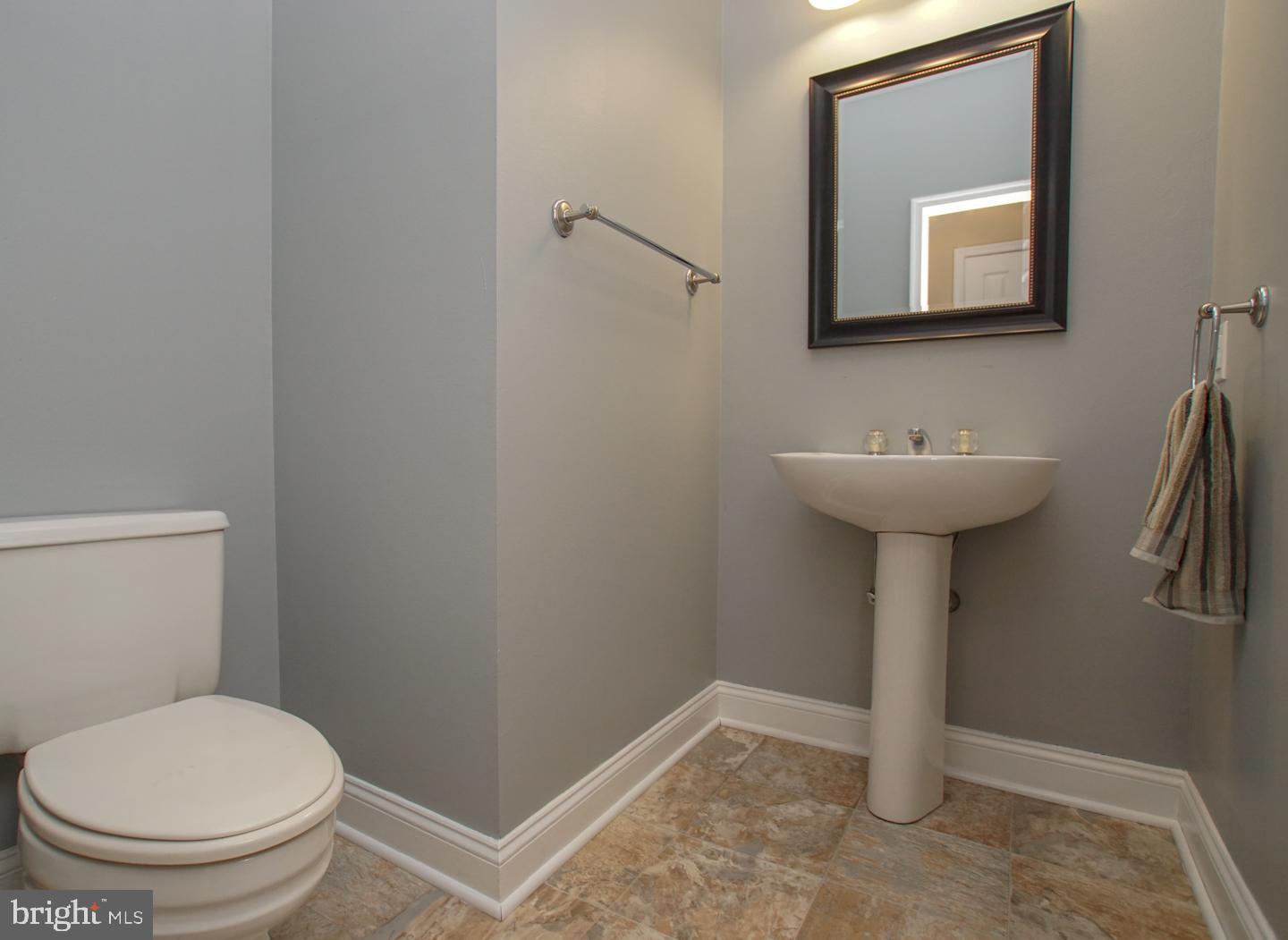 142 Raleigh Road Schwenksville, PA 19473 - Photo 19 of 36 Powder Room