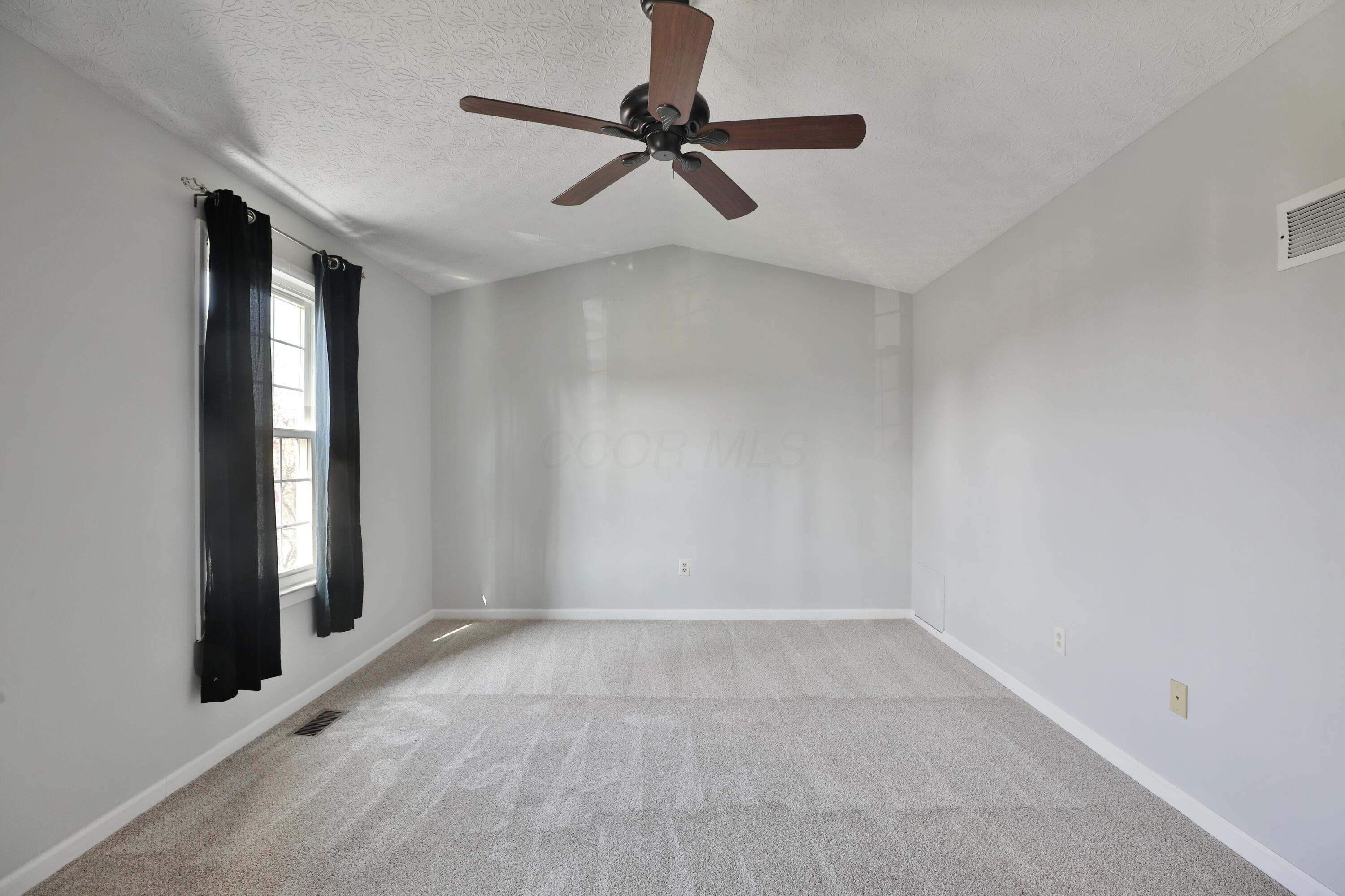 38 Ravine Ridge Drive South Powell, OH 43065 - Photo 28 of 39 38-RavineRidgeS-30