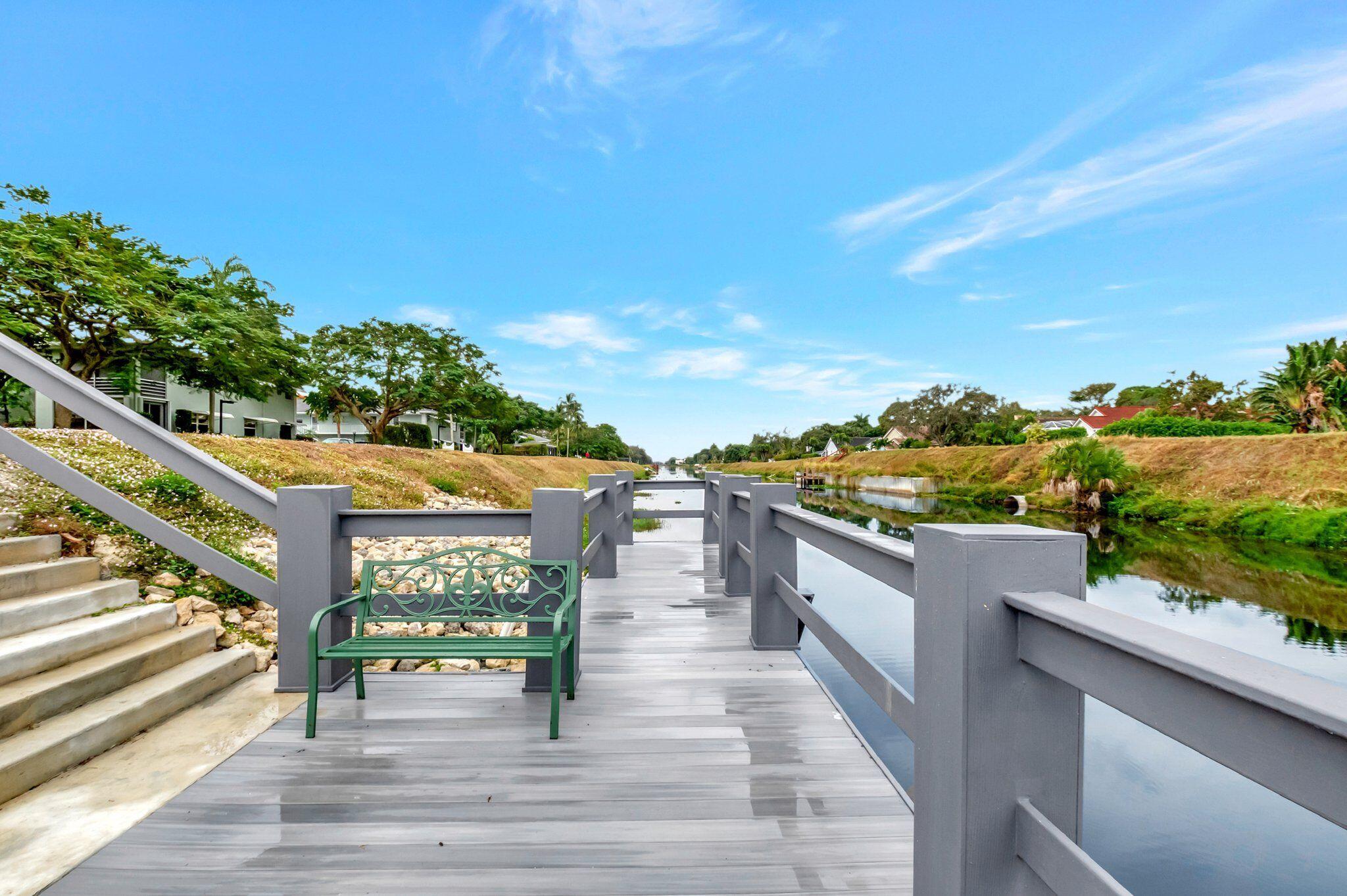 2860 Southwest 22nd Avenue, Unit 4030 Delray Beach, FL 33445 - Photo 6 of 37 a view of a terrace with sky view