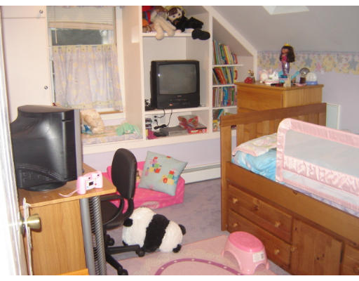 291 Cambridge Street Fall River, MA 02721 - Photo 11 of 15 Gallery Image 11