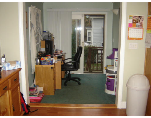 291 Cambridge Street Fall River, MA 02721 - Photo 4 of 15 Gallery Image 4