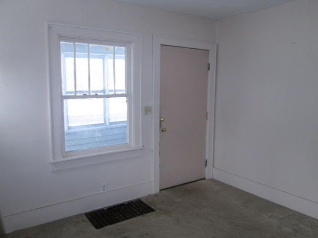 2912 Mt Olivet Road Kalamazoo, MI 49004 - Photo 3 of 24 263-406313-LivingRoom1