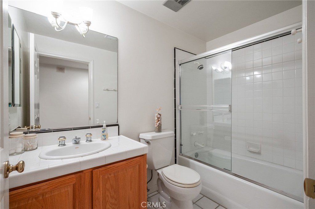 669 West 40th Street, Unit 2 San Pedro, CA 90731 - Photo 33 of 64