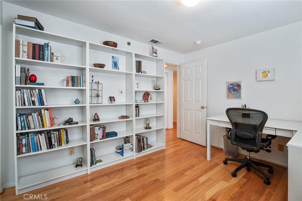 669 West 40th Street, Unit 2 San Pedro, CA 90731 - Photo 37 of 64