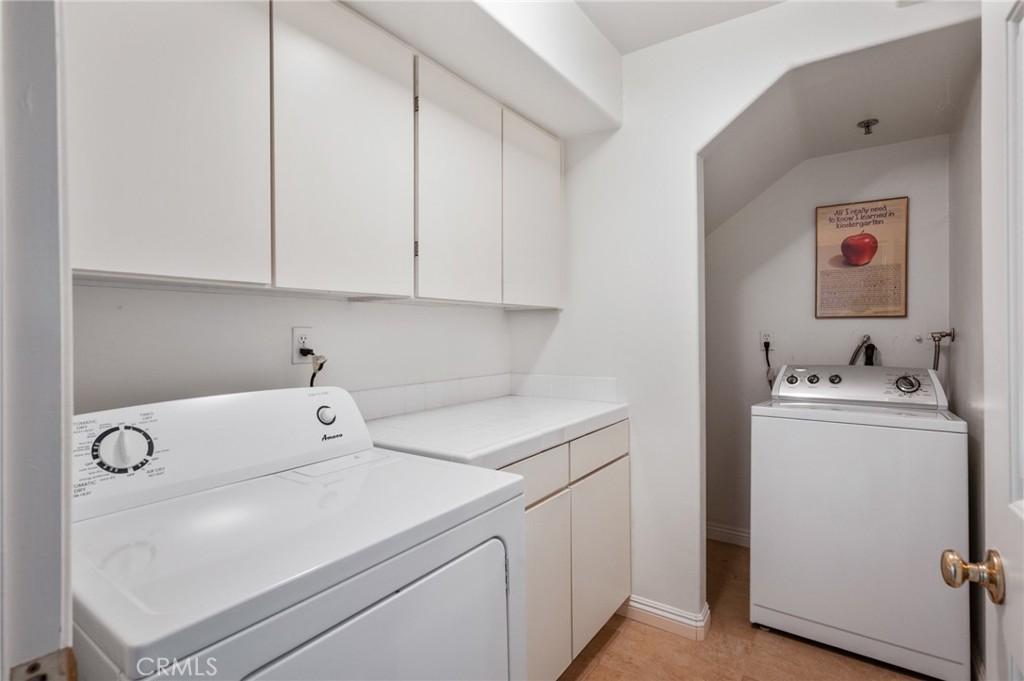 669 West 40th Street, Unit 2 San Pedro, CA 90731 - Photo 46 of 64