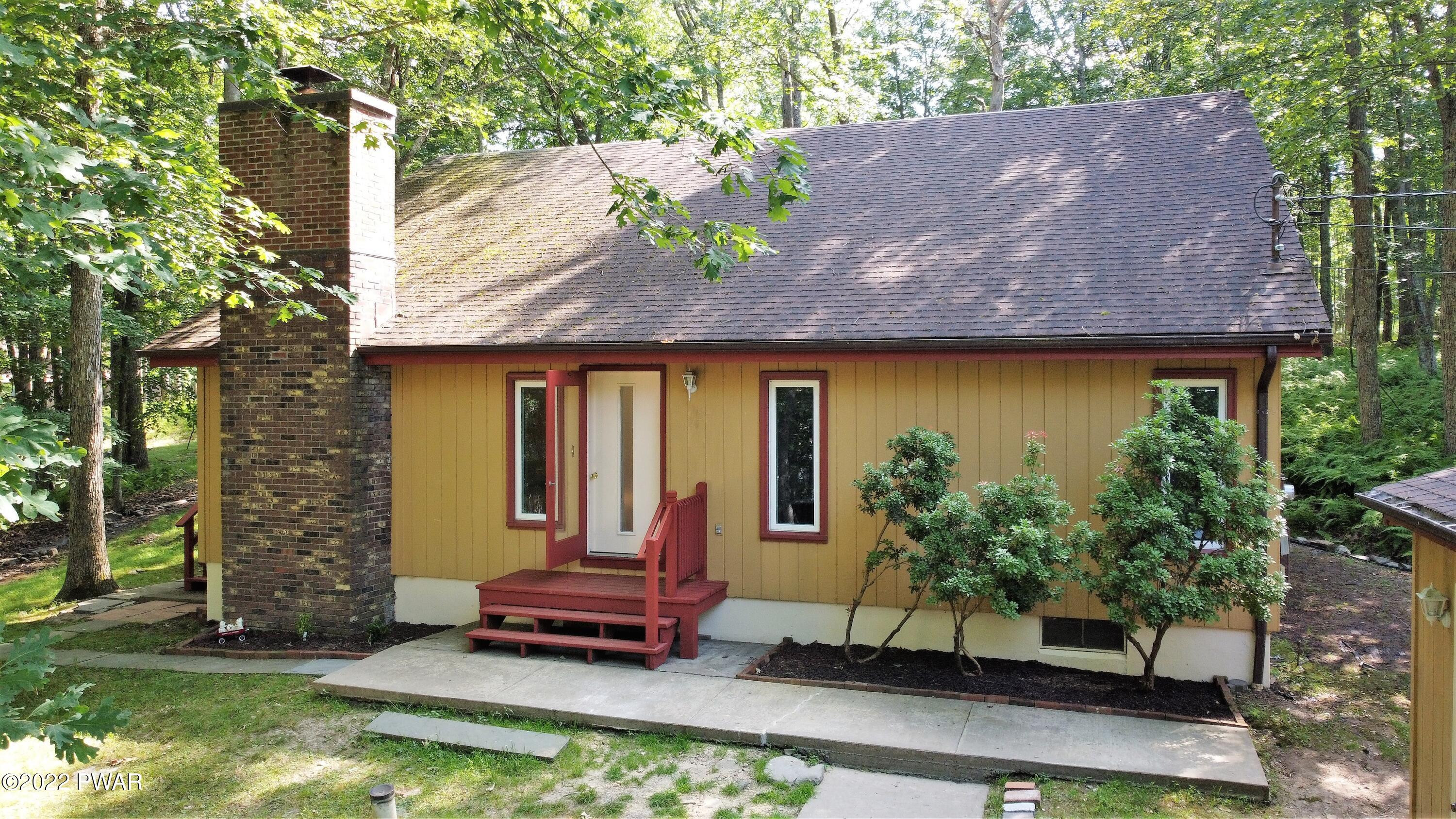 143 Lewis Road Milford, PA 18337 - Photo 1 of 36