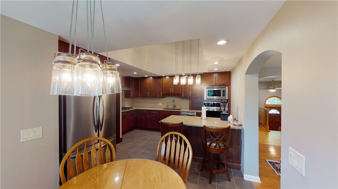 107 Heritage Circle Greece, NY 14615 - Photo 14 of 49