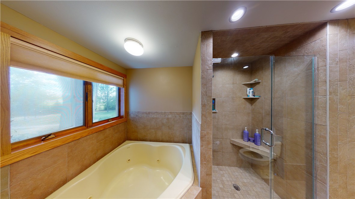 107 Heritage Circle Greece, NY 14615 - Photo 15 of 49