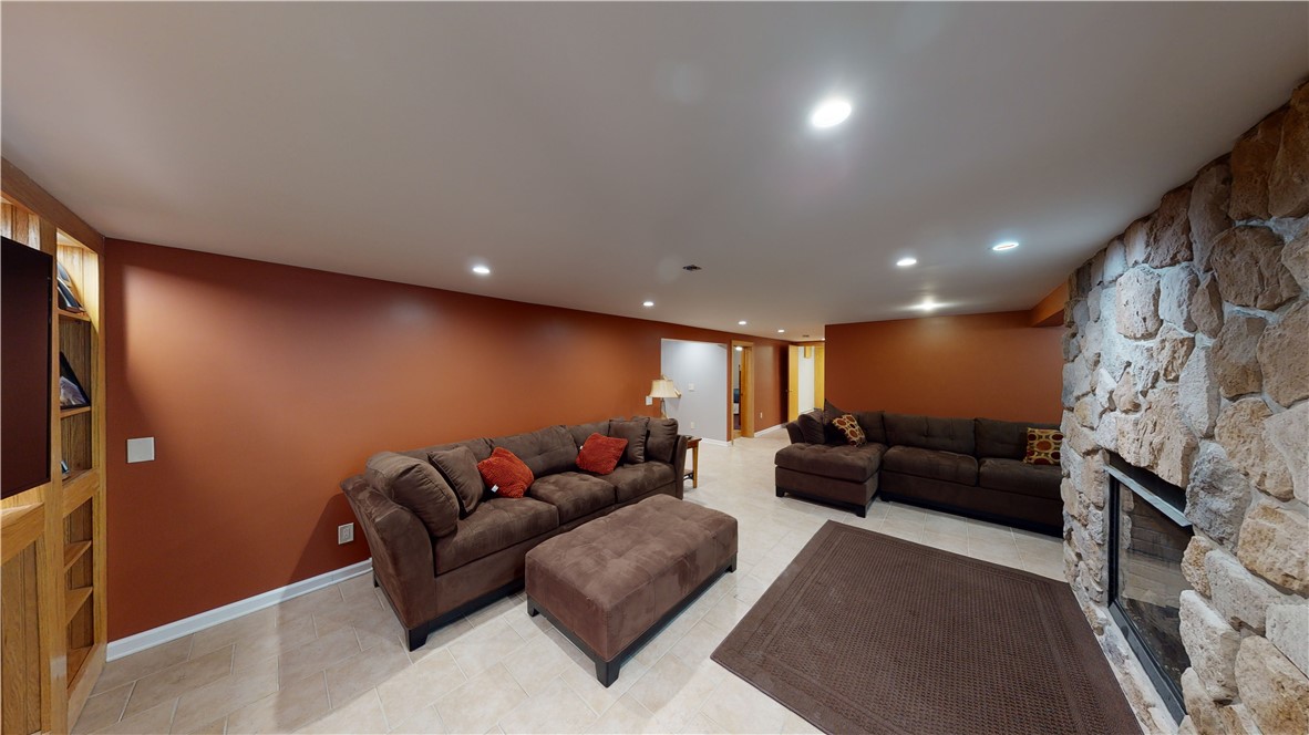 107 Heritage Circle Greece, NY 14615 - Photo 27 of 49