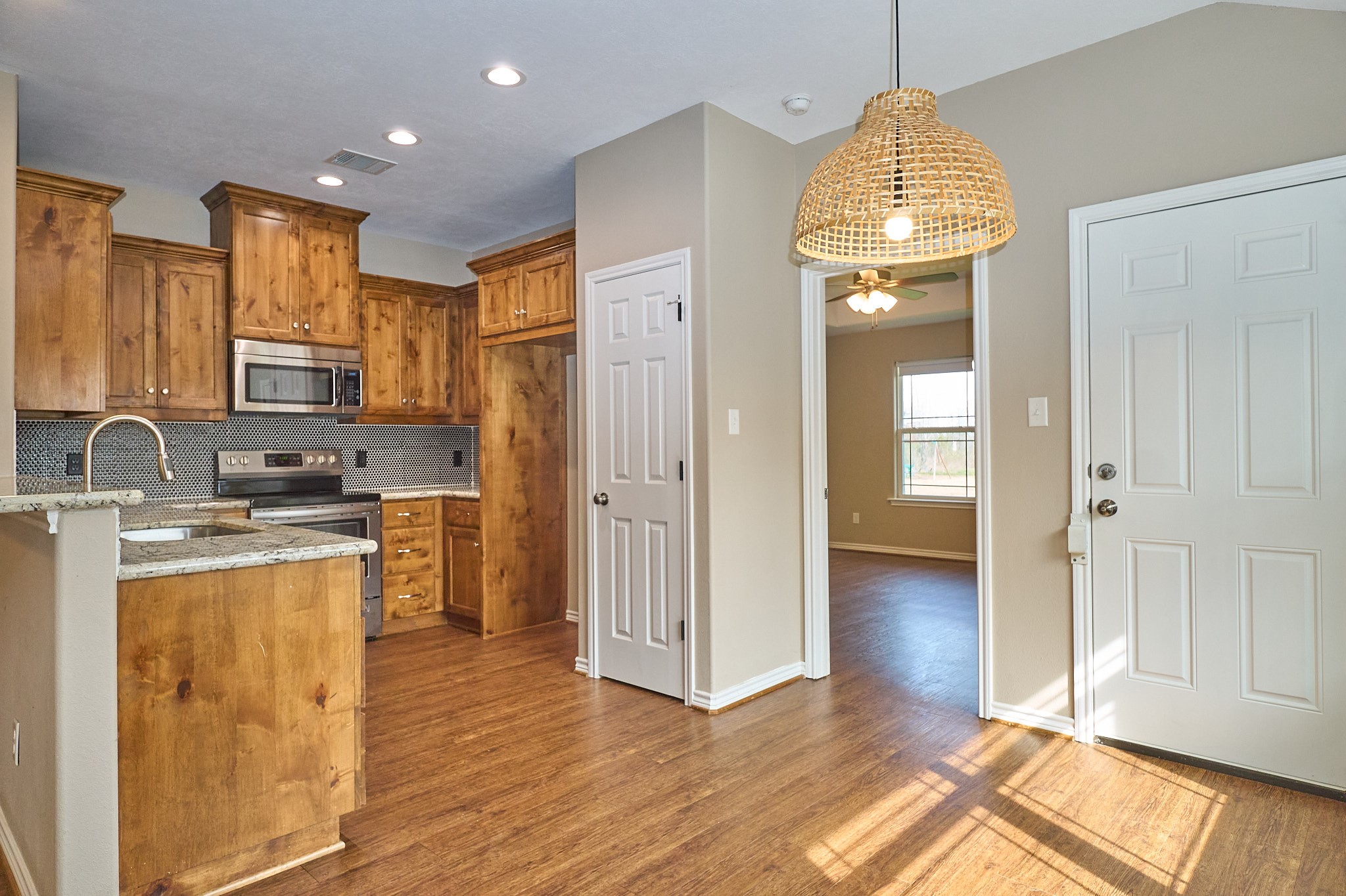 1807 Nuches Lane Bryan, TX 77803 - Photo 6 of 27