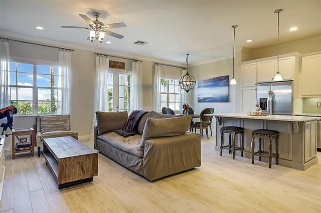 $5,500 | 140 Ocean Breeze Drive, Unit 140, Juno Beach, FL 33408