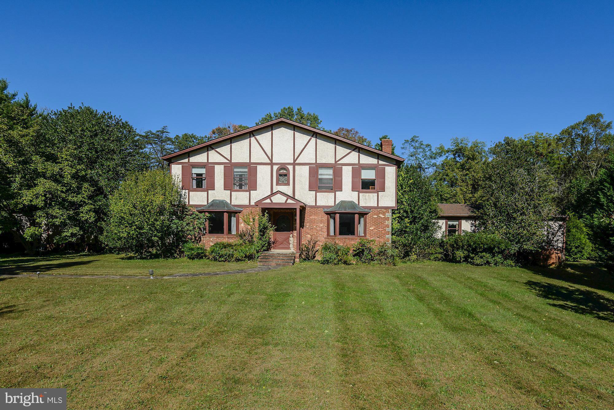 9401 Persimmon Tree Road Potomac, MD 20854 - Photo 2 of 18 Front