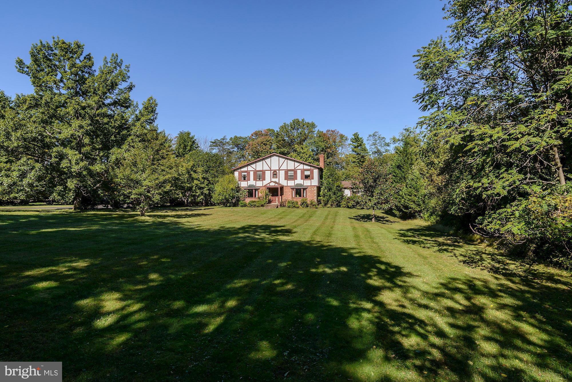 9401 Persimmon Tree Road Potomac, MD 20854 - Photo 15 of 18 Exterior (Front)