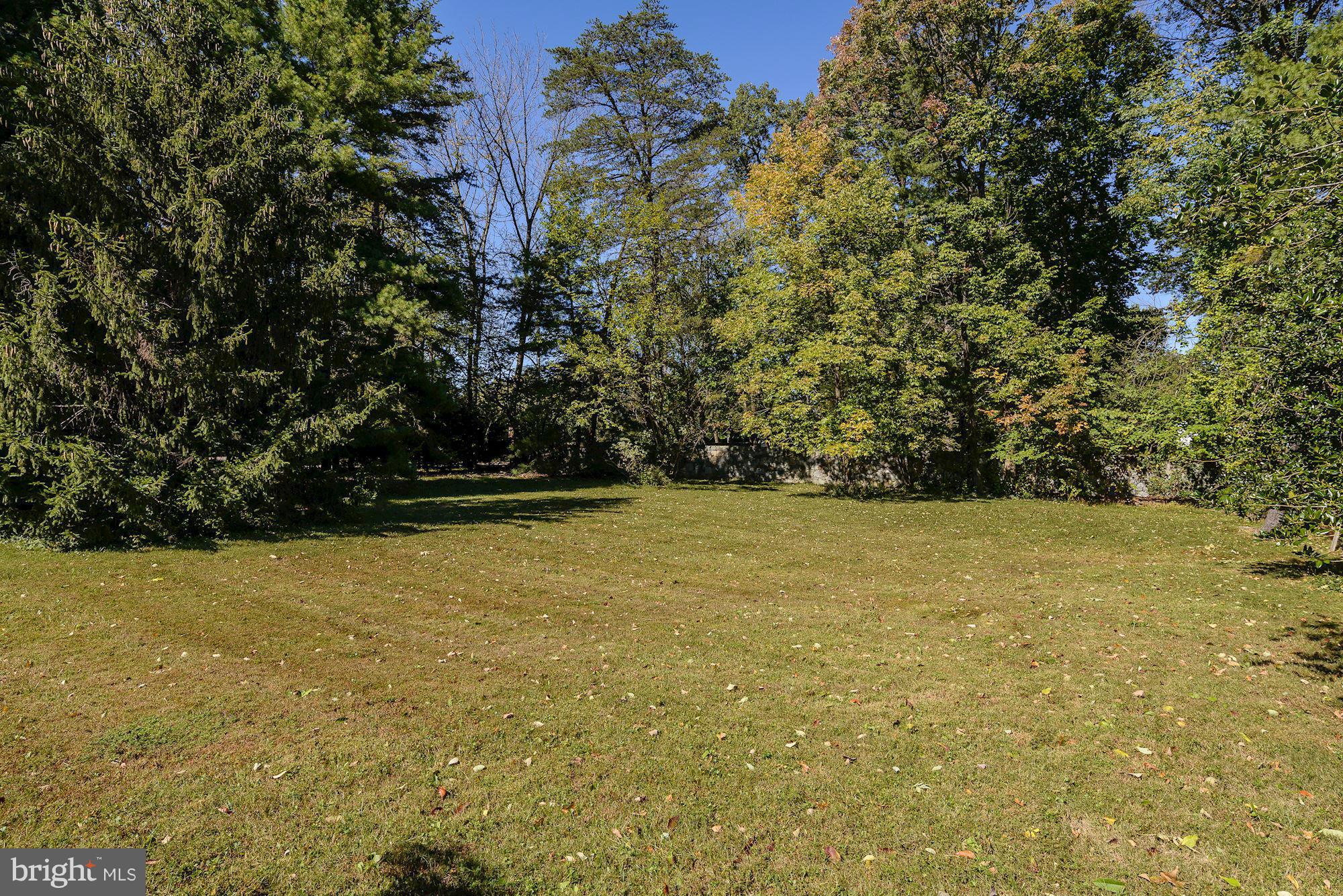 9401 Persimmon Tree Road Potomac, MD 20854 - Photo 18 of 18 Exterior (General)