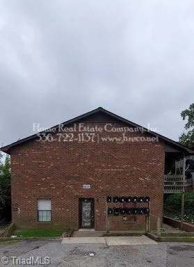 $795 | 1400 West Academy Street, Winston-Salem, NC 27103
