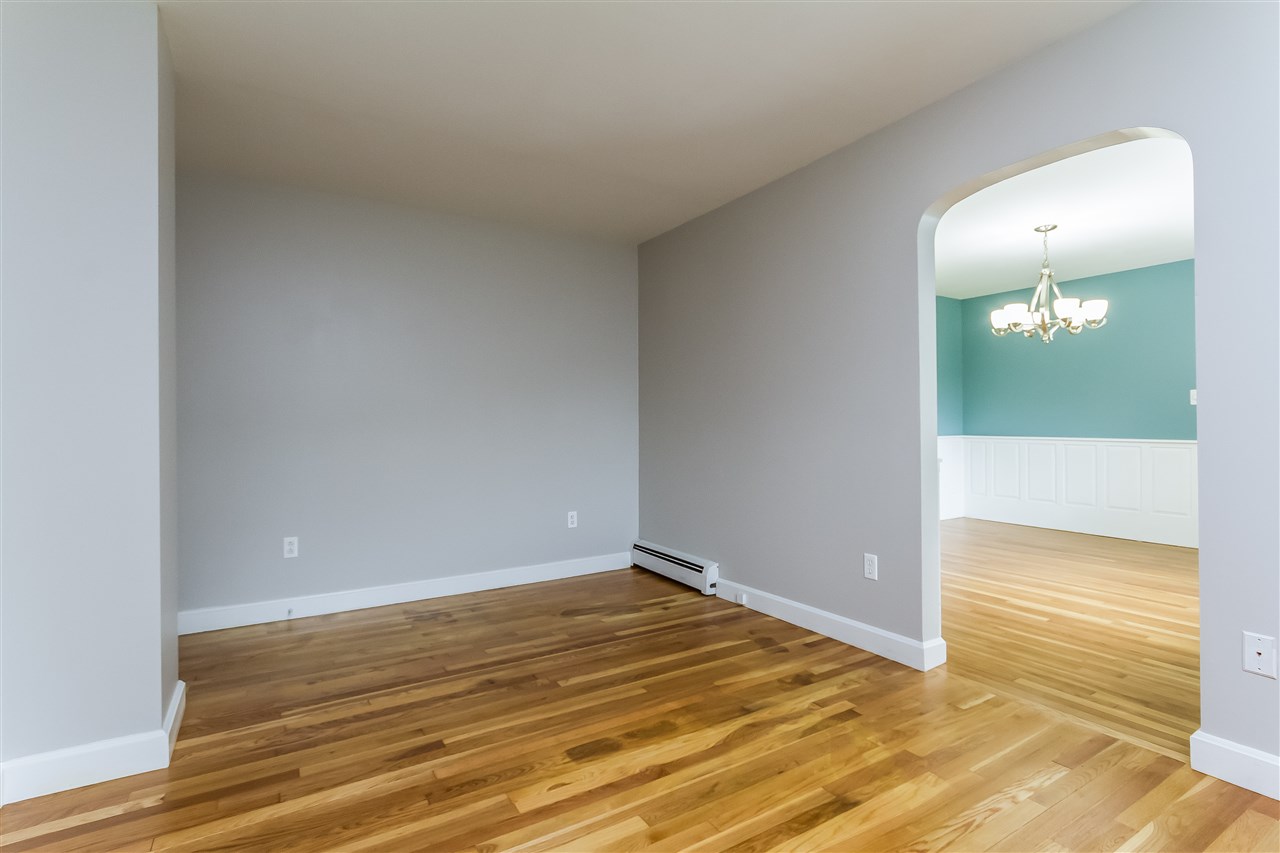 1 Floyd Road Derry, NH 03038 - Photo 16 of 40