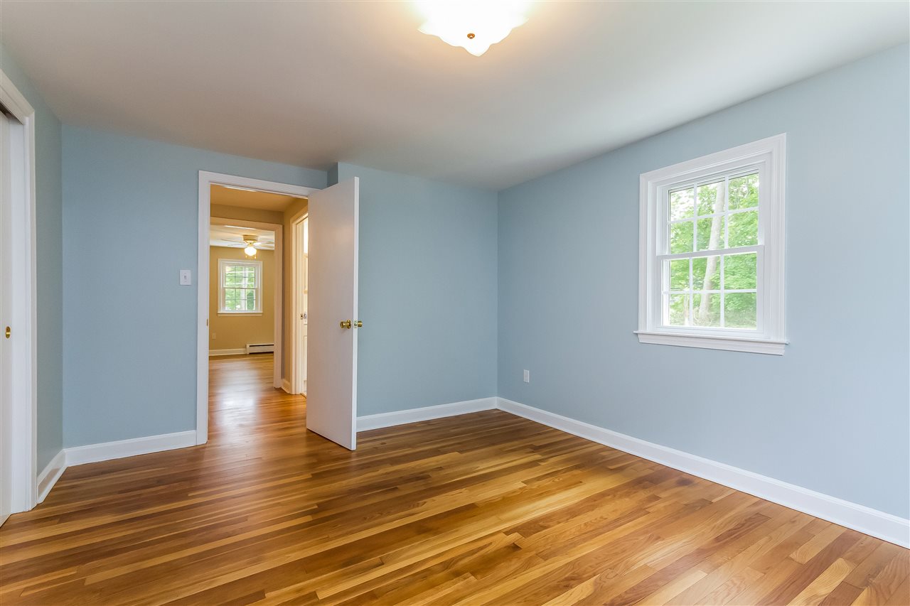 1 Floyd Road Derry, NH 03038 - Photo 24 of 40