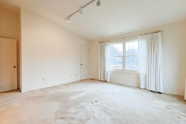 $230,000 | 626 Rivers Edge Court, Mishawaka, IN 46544