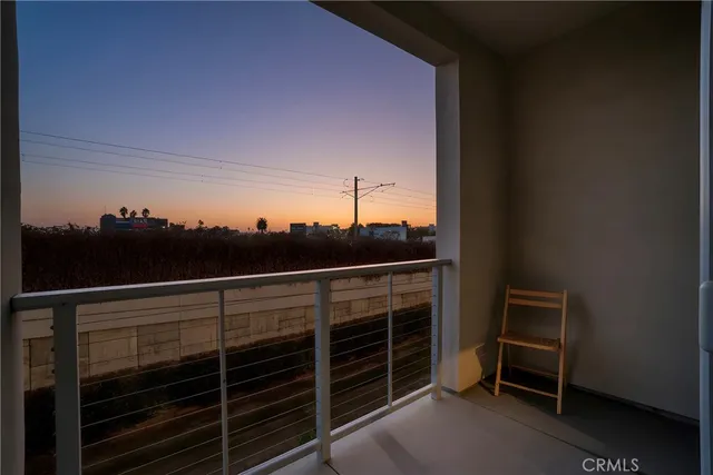 $765,000 | 11500 Tennessee Avenue, Unit 331, Los Angeles, CA 90064