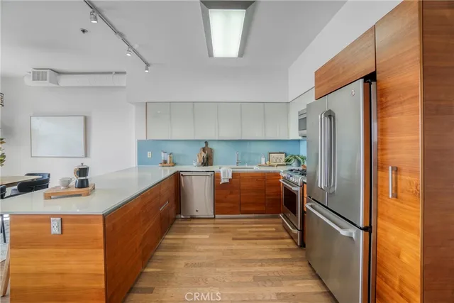 $765,000 | 11500 Tennessee Avenue, Unit 331, Los Angeles, CA 90064