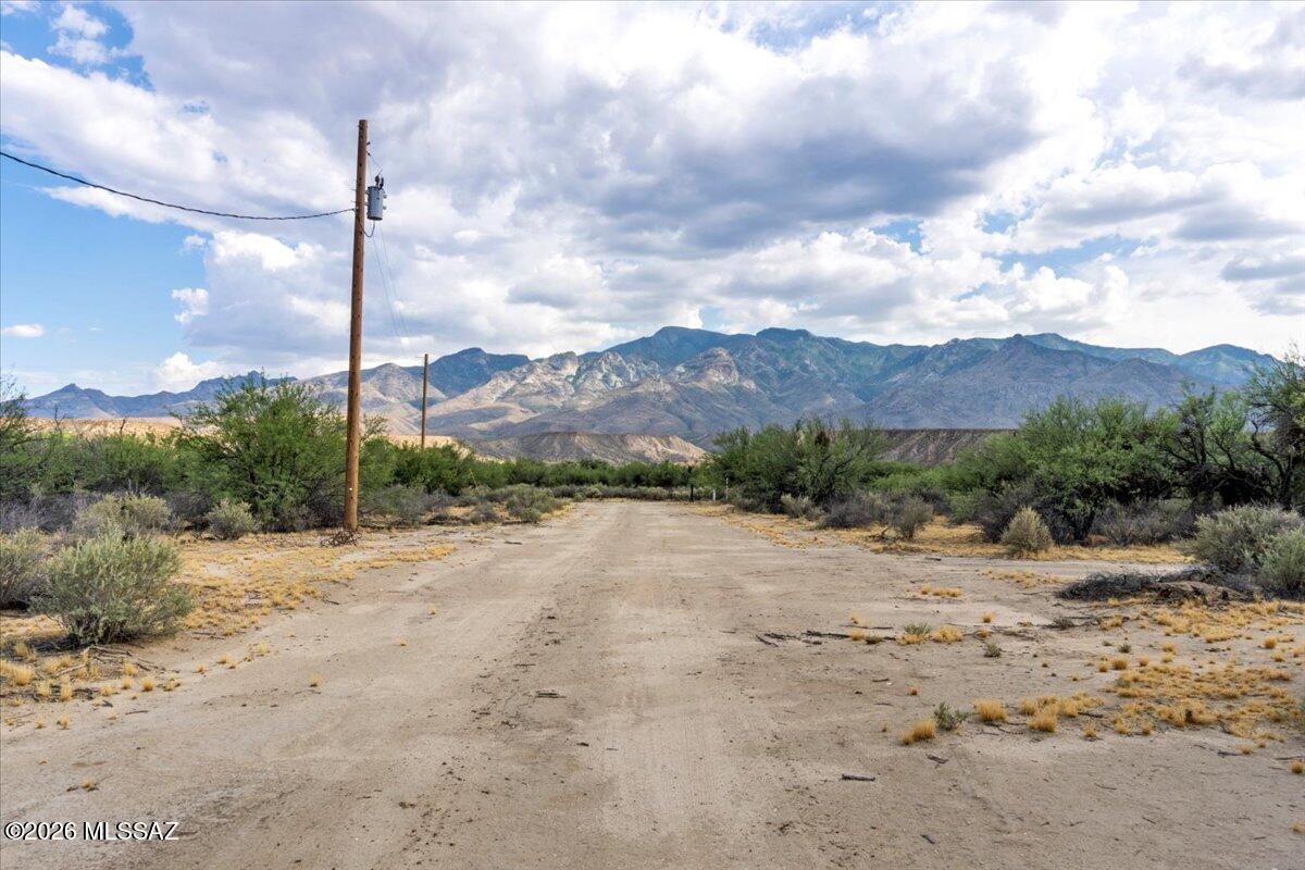 East Miles A Way Pima, AZ 85543 - Photo 8 of 28