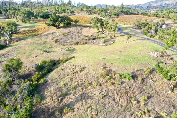 $2,000,000 | 594 Artisan Circle, Geyserville, CA 95441