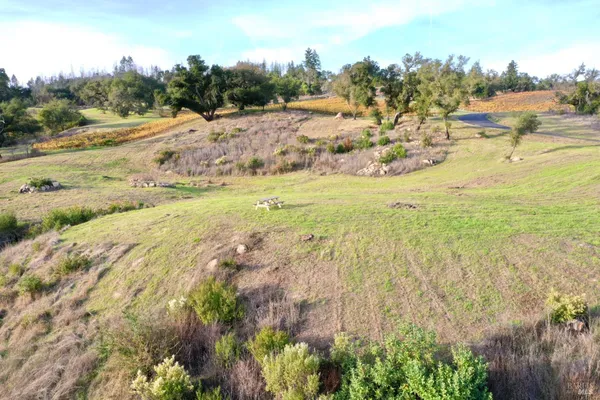 $2,000,000 | 594 Artisan Circle, Geyserville, CA 95441