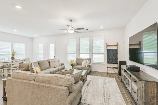 $412,000 | 9411 Thornbluff Crk Court, Porter, TX 77365