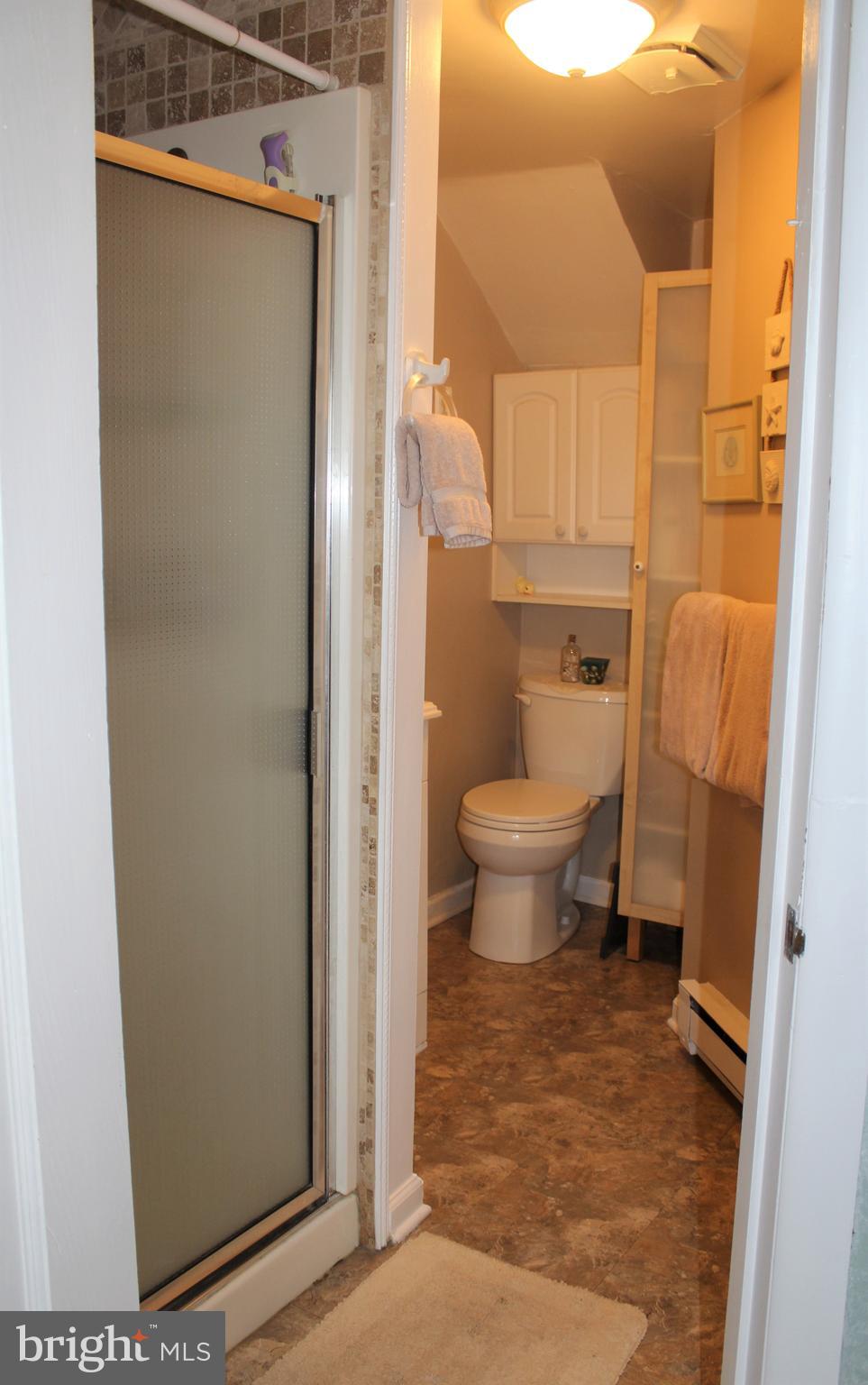 604 Durham Road Langhorne, PA 19047 - Photo 21 of 33 second floor bath